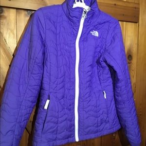 THE NORTH FACE Quilted Nylon Jacket~Size Women’s Small~Purple~Pre-owned